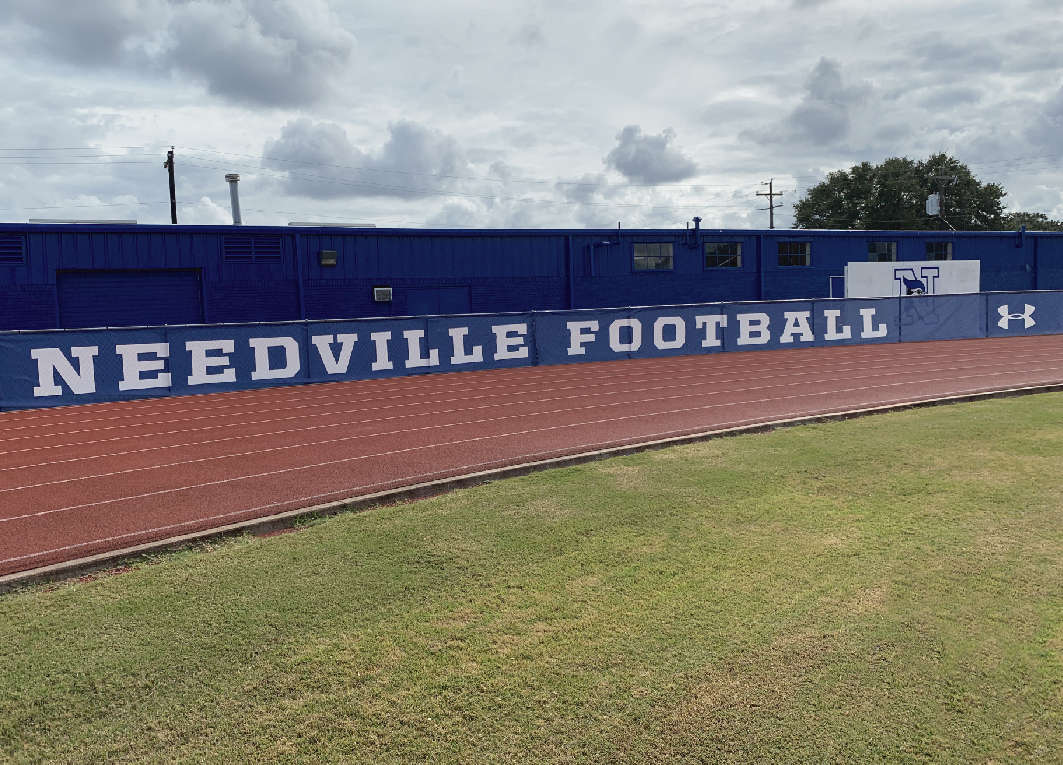 needville-football-fence-runner needville-football-fence-runner